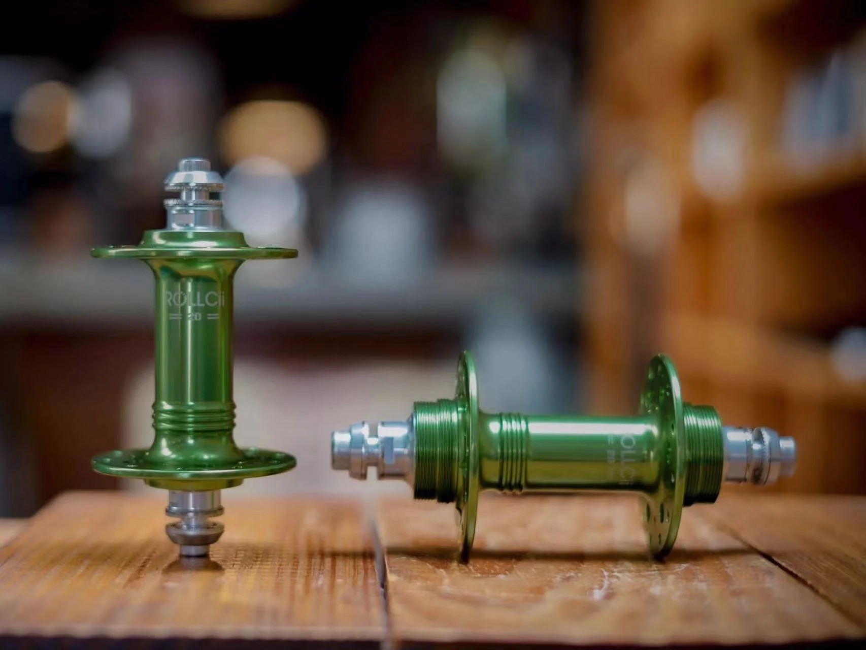 ROLLCii RC20 TRACK FRONT HUB